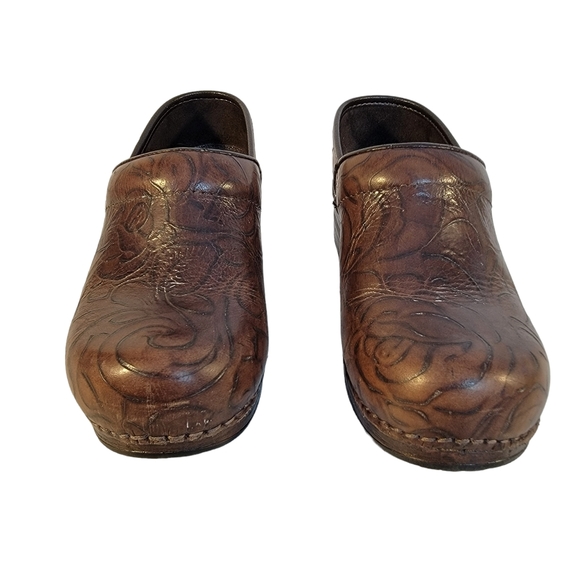 Dansko XP Floral Paisley Tooled Brown Leather Clog Closed Toe Open Heel Shoe 37 - Picture 6 of 16